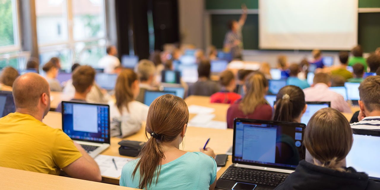 BESTAMİ BOZKURT YAZDI: ÖZEL OKULLARA DEVLET FORMATI ATILMALI