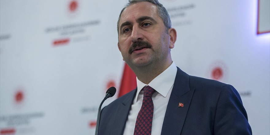 Adalet Bakanı Gül: Yargı Hablemitoğlu Suikastına İlişkin Büyük Titizlikle Çalışmasını Sürdürüyor