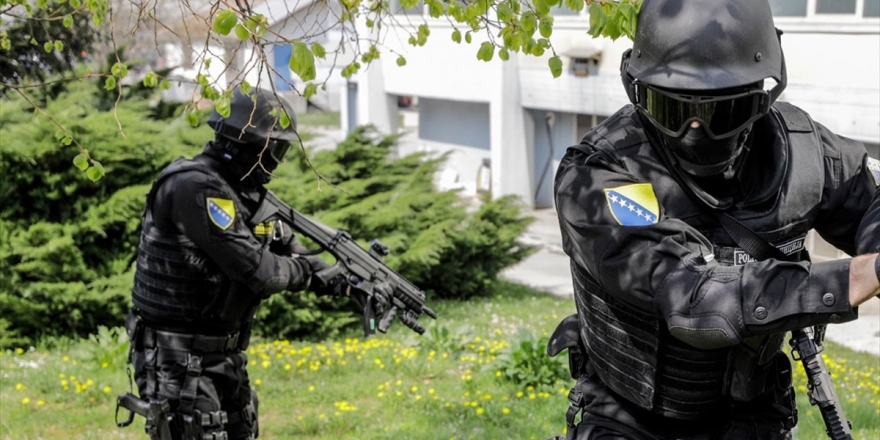 Deaş Mensubu Bosna Hersekli 7 Terörist Ülkelerine İade Edildi