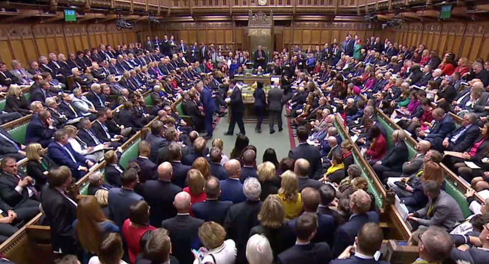 İngiltere parlamentosu Brexit'i onayladı