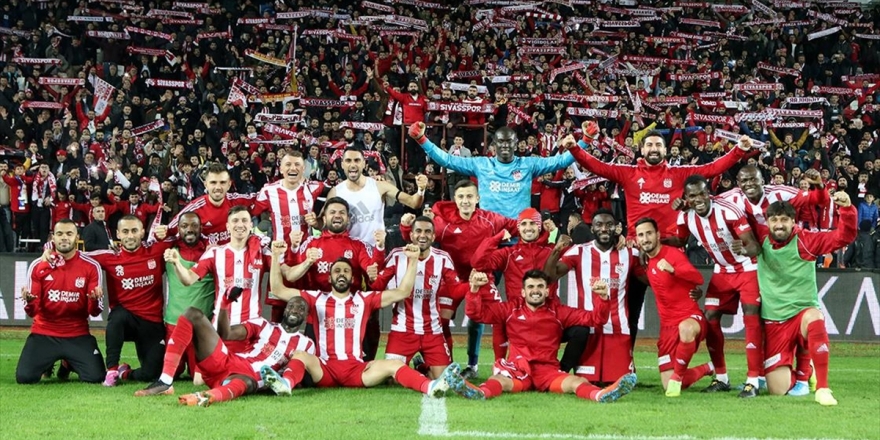 Lider Sivasspor Seriyi Sürdürmeyi Hedefliyor