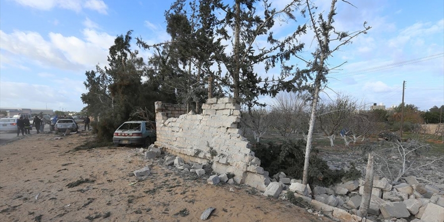 Libya'da Darbeci Hafter Güçleri Sivil Yerleşim Alanını Bombaladı: 4 Ölü, 6 Yaralı