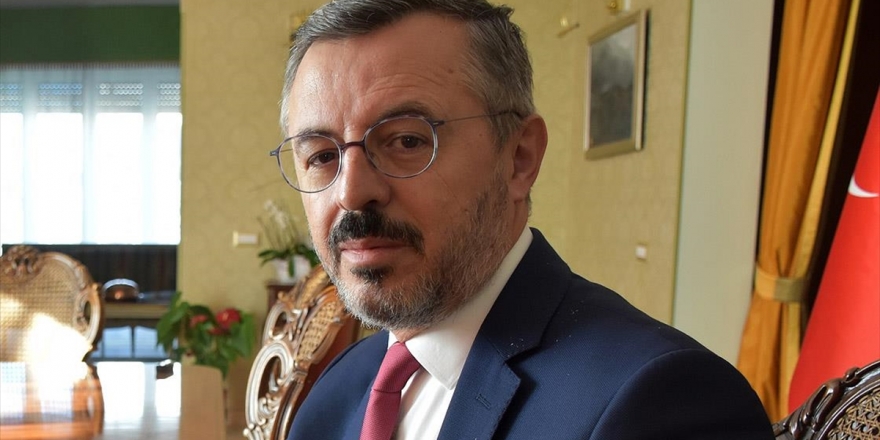 Vatikan Büyükelçisi Göktaş, Noel Bayramı'nın Az Bilinen Yanlarına Işık Tuttu