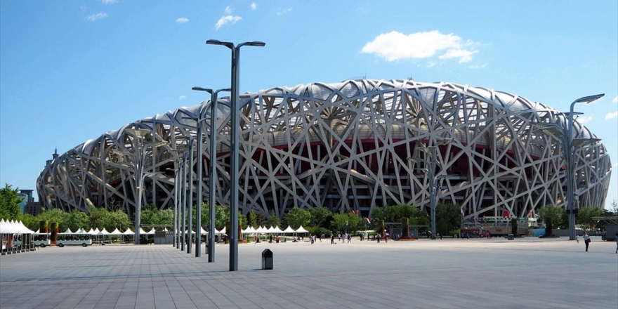 Çin'de Yabancı Futbolculara Yıllık Maaşta 3 Milyon Avro Sınırı