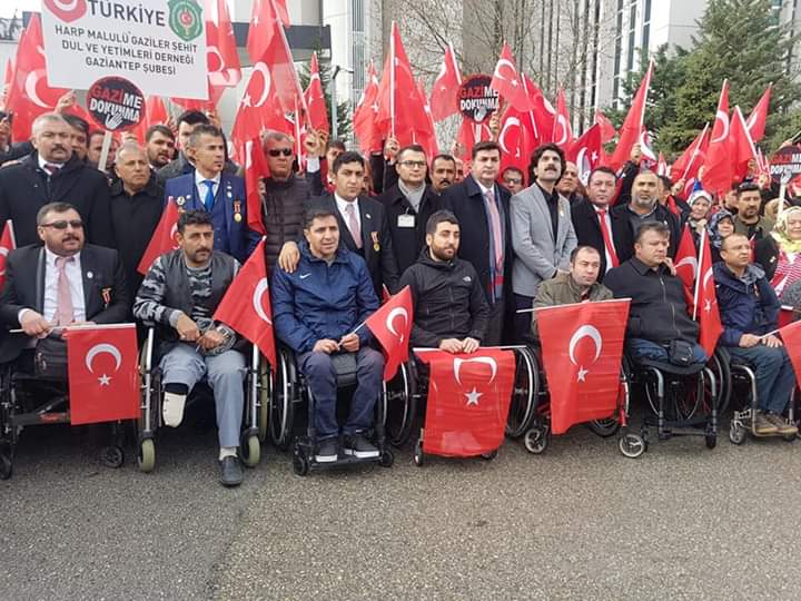 Torba yasayla kestikleri maaşları Torba yasayla geri vereceklermiş