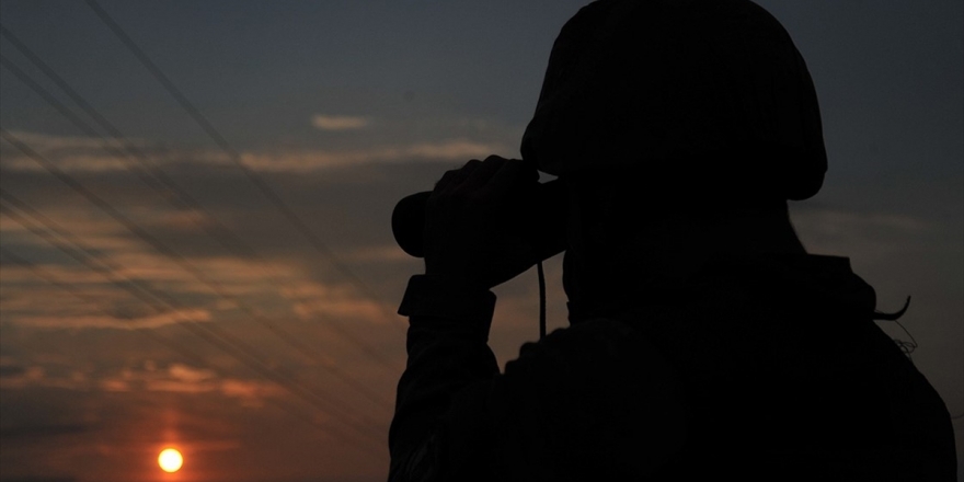 Irak Ve Suriye'deki Barınma Alanlarından Kaçan 5 Pkk'lı Terörist Teslim Oldu