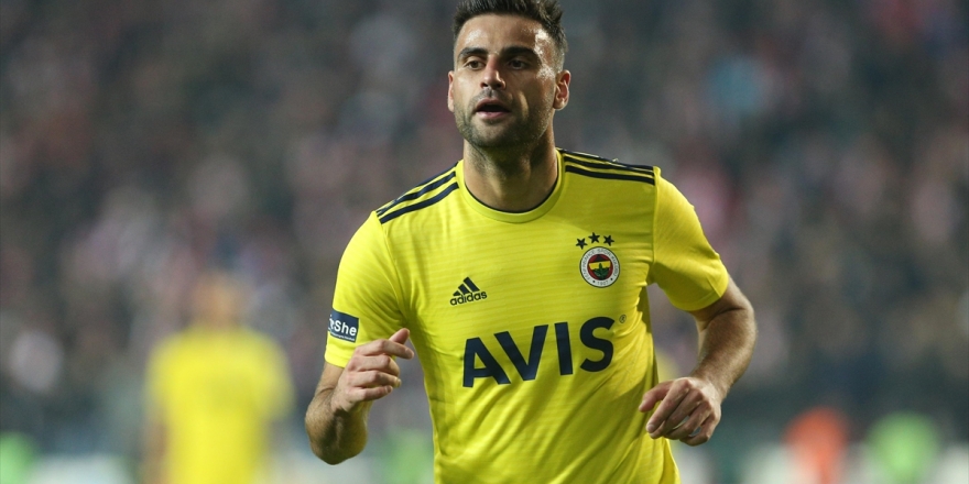 Fenerbahçeli Futbolcu Deniz Türüç: Büyük Hedefe Ulaşmak İstiyoruz