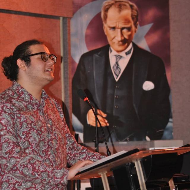  CANBORAY SOYKAN YAZDI: EL BOMBASI