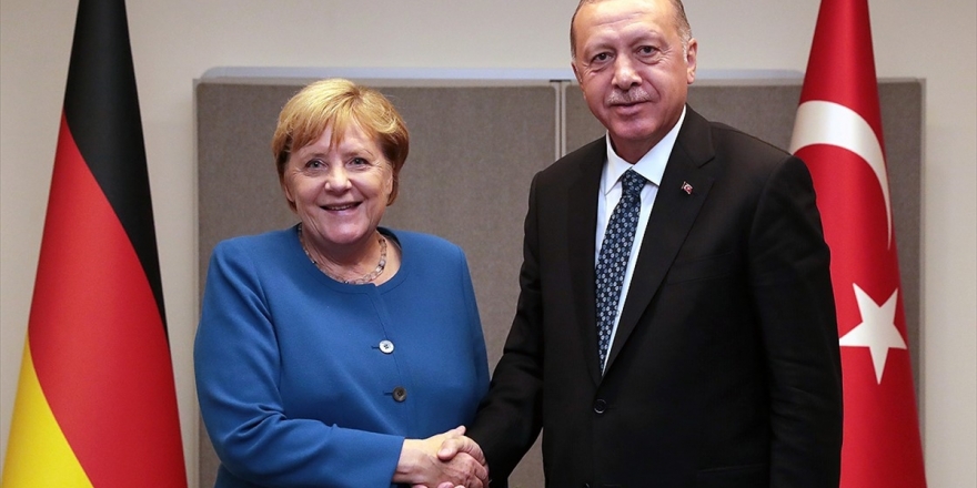 Erdoğan İle Merkel Libya Ve Suriye'yi Görüştü