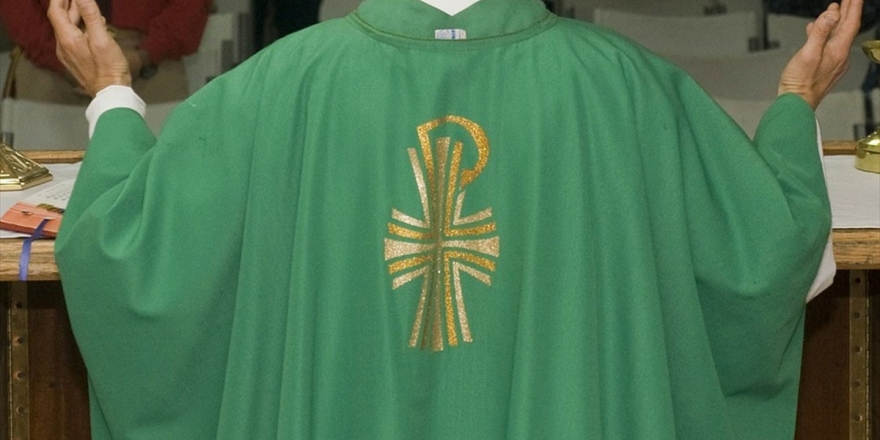 Çin'de Protestan Rahip Hapse Mahkum Edildi