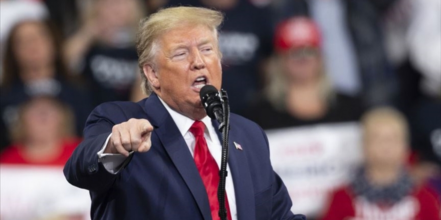 Trump, Bağdat Büyükelçiliğine Düzenlenen Saldırıyla İlgili İran'ı Suçladı