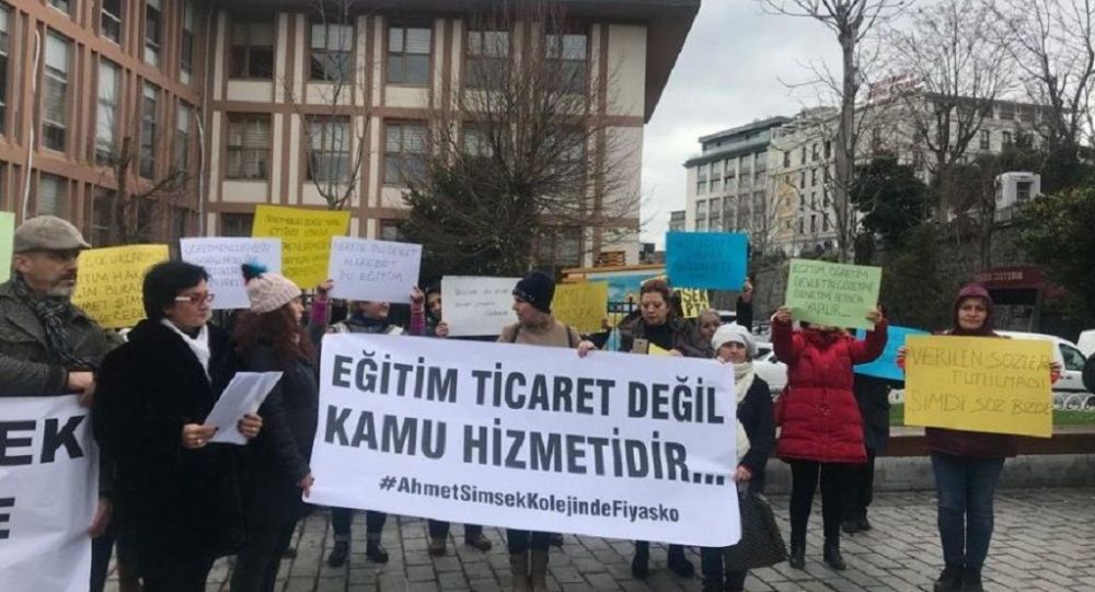 Doğa Koleji’nin ardından Ahmet Şimşek Koleji velileri de eylemde: '14 aydır çalışanlara para ödenmiyor'