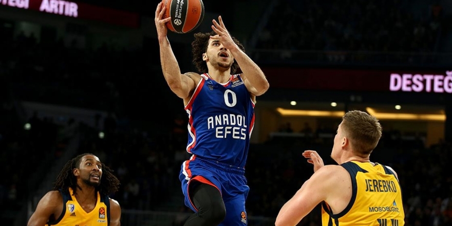 Anadolu Efes Thy Avrupa Liginin İlk Yarısını Lider Kapattı