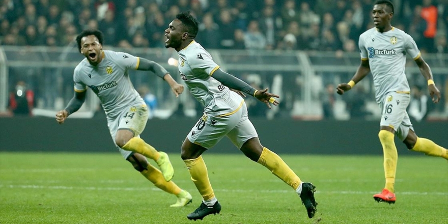 Yeni Malatyaspor, Thievy Bifouma'nın Sözleşmesini Uzattı