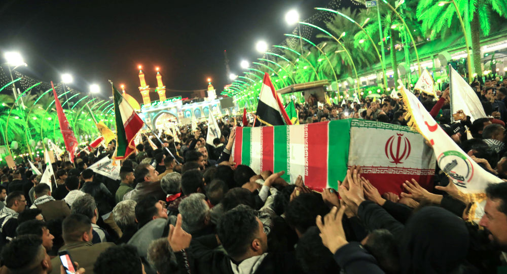 Kerbela'da yüzbinler İranlı General Süleymani'yi uğurladı