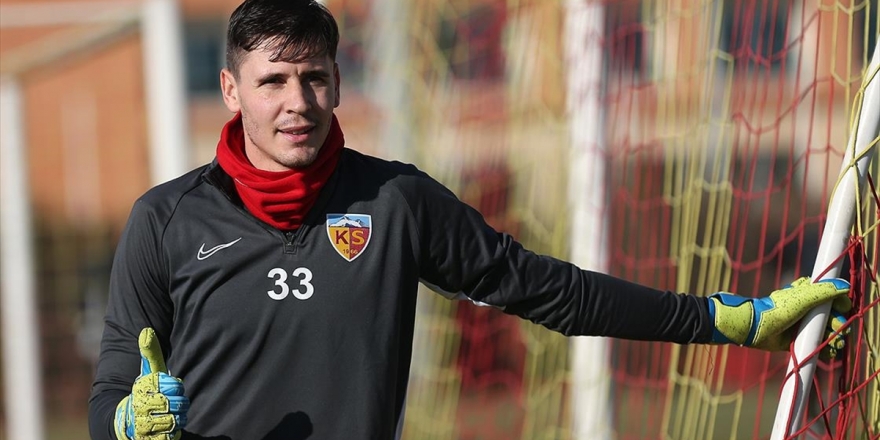 Kayserispor'un Kalecisi Lung: Romanya'da Atatürk Gibi Bir Liderimiz Olmadı