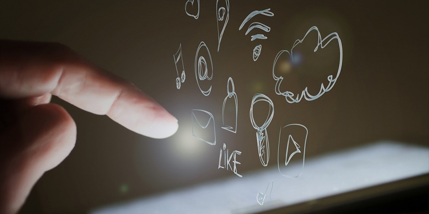 Sanal Bağımlılık Tüm Yaşamı Etkiliyor