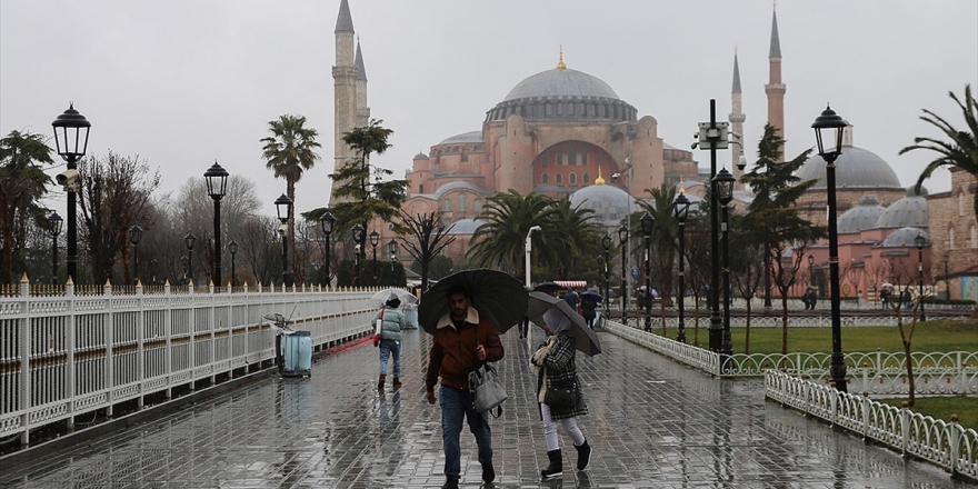 İstanbul, Kocaeli, Sakarya İle Yalova'da Kuvvetli Sağanak Bekleniyor