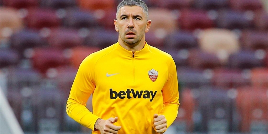 Roma Kolarov'un Sözleşmesini Uzattı