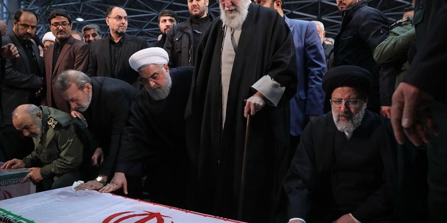 Kasım Süleymani'nin Cenazesi Kirman'da Toprağa Verildi