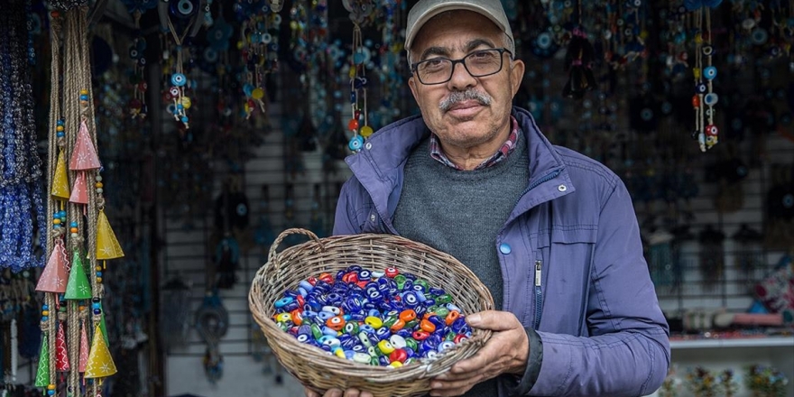 Nazar Boncuğunun Ödüllü Ustası: Mahmut Sür