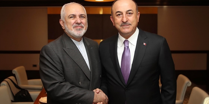 Dışişleri Bakanı Çavuşoğlu İranlı Mevkidaşıyla Telefonda Görüştü