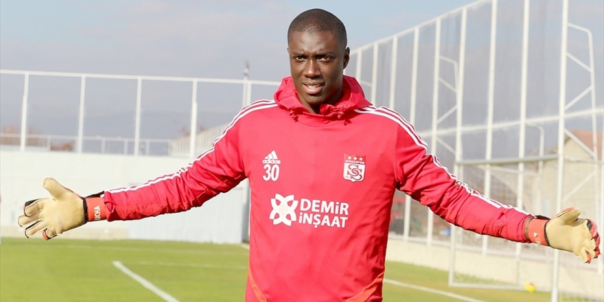 Sivassporlu Samassa: Büyük Takımlar Favoriydi Ama Bizim De Bir Çift Sözümüz Vardı