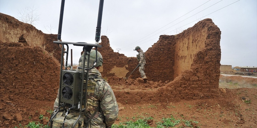 Barış Pınarı Harekatı Bölgesinde 1660 Eyp Ve 891 Mayın Etkisiz Hale Getirildi