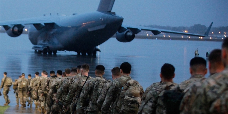 Gözler ABD'nin İran Çevresindeki Askeri Üslerinde