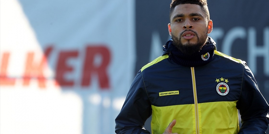Simon Falette Fenerbahçe'de İlk Antrenmanına Çıktı