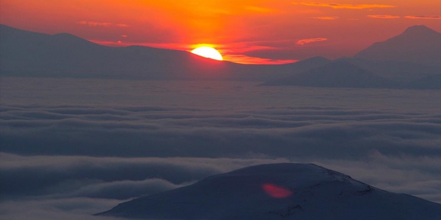 Iğdır'da Oluşan Sis Tabakası Görsel Şölen Sundu