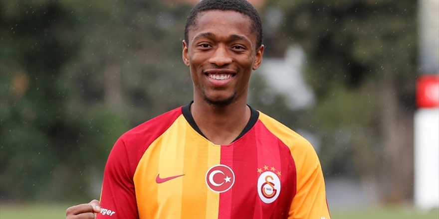 Galatasaray Sekidika Transferini Açıkladı