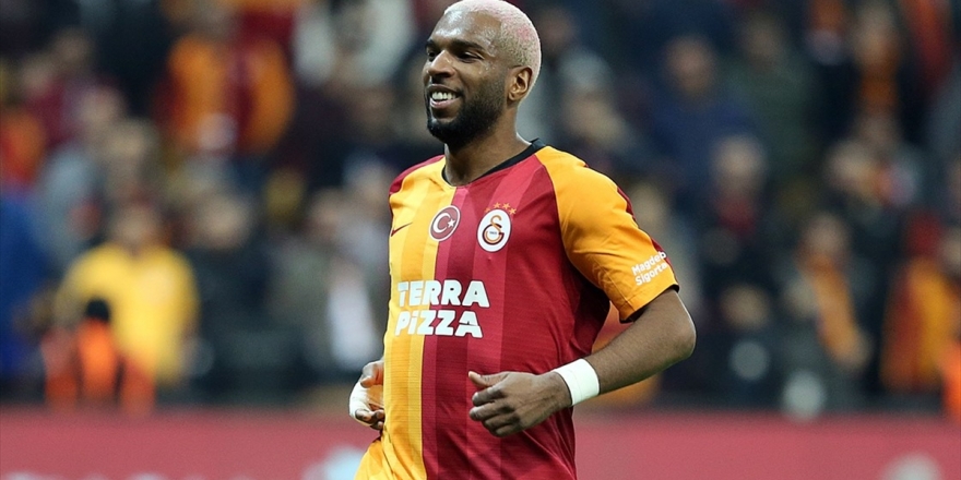 Ryan Babel Hollanda'ya Gitti