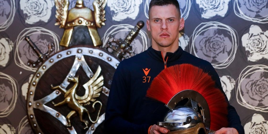 Medipol Başakşehirli Skrtel Şampiyonluğa İnanıyor