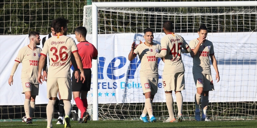 Galatasaray Hazırlık Maçında Altay'ı Mağlup Etti