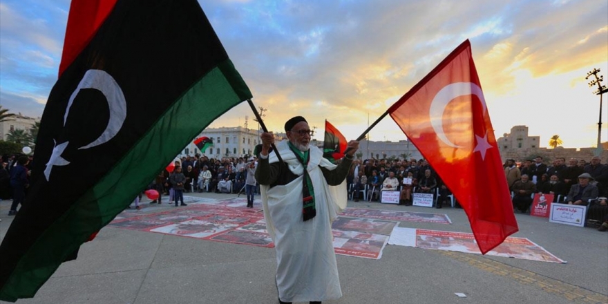 Trablus'ta Hafter Saldırıları Protesto Edildi