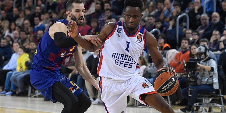 Anadolu Efes Avrupa'da Durdurulamıyor