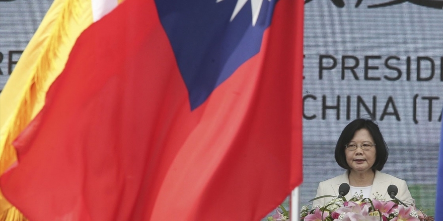 Tayvan Lideri TSAİ Seçim Yarışını Önde Götürüyor