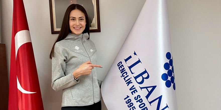 Milli Tekvandocu İrem Yaman, İlbank'a Transfer Oldu