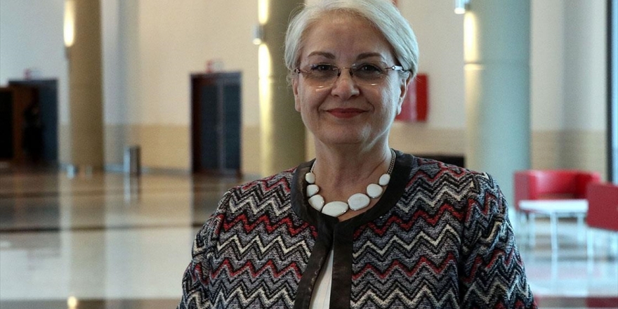 42'sinde Anne Oldu, Başka İnsanlar İçin 19 Yıldır Yollarda