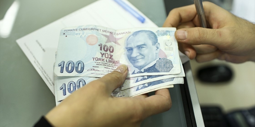 Yoksulluk Sınırı 3 Bin 408 Lira 93 Kuruş Oldu