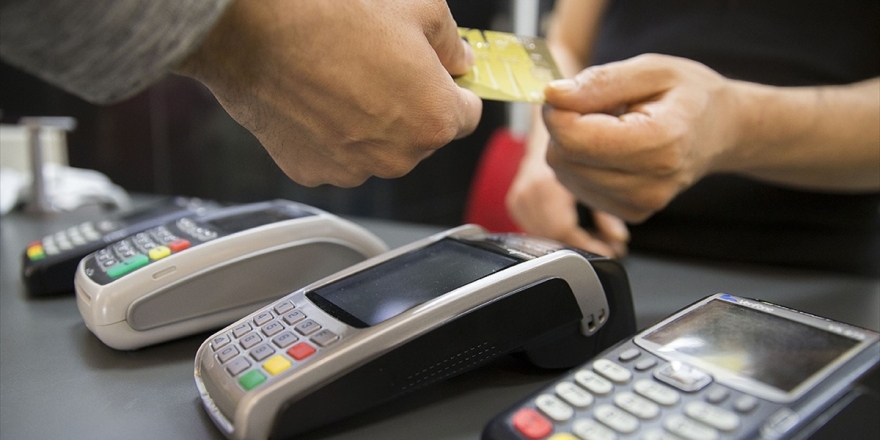 Bazı Harcamalarda Kredi Kartlarında Taksit Süresini Düşürüldü