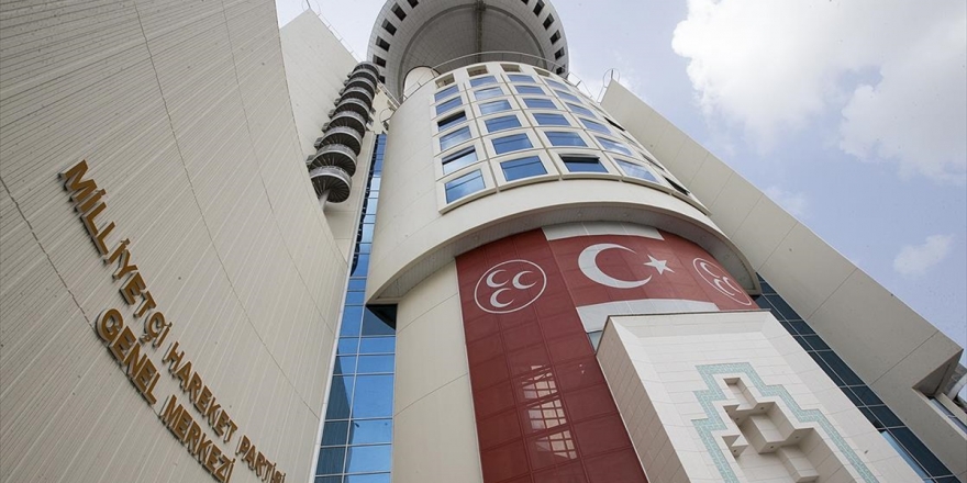 Mhp, Kaynaşlı Belediye Başkanı Şahin'in İstifasını İstedi