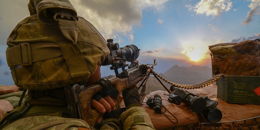 Hakkari'de İki Asker Şehit Oldu