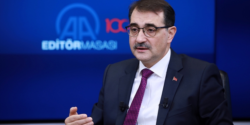Bakan Dönmez: 2030'da Türkiye'de 1 Milyonun Üzerinde Elektrikli Otomobil Olacağını Öngörüyoruz