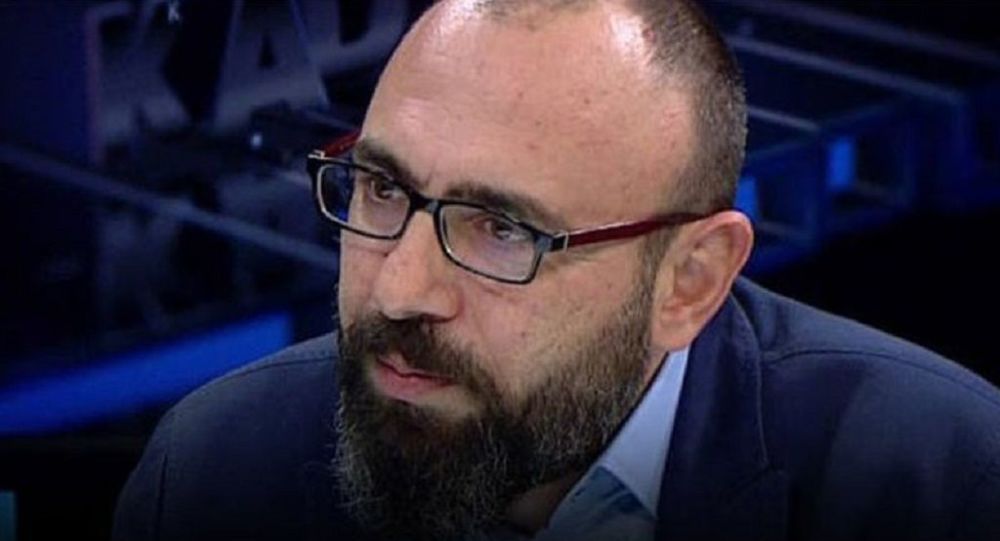 'Çocuksuz kişiler daha çok vergi ödesin' diyen Sabah yazarı Tezel: Çocuk yapmayanlar bencil, fikir mücadelesinden kaçmam