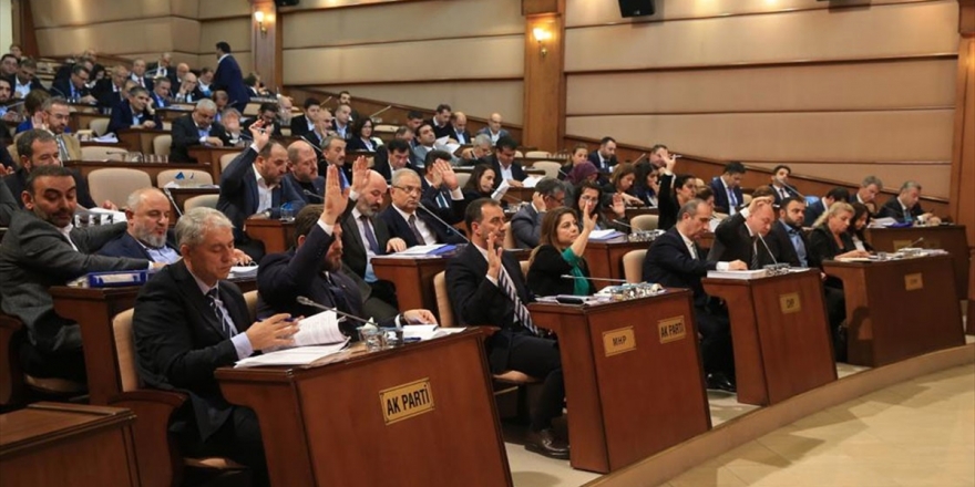 Ekrem İmamoğlu'nun Veto Ettiği Yeşil Alan Kararı İbb Meclis'inde Kabul Edildi