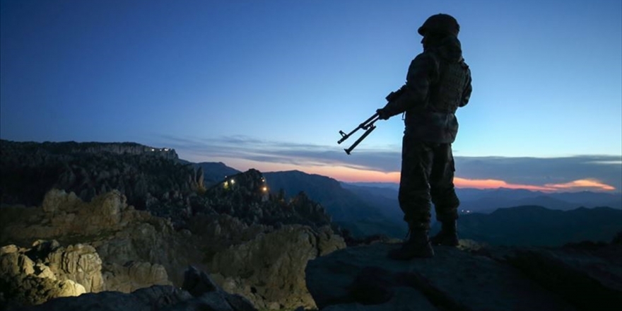 Bingöl'de 1 Askeri Şehit Eden Teröristler Tunceli'de Etkisiz Hale Getirildi