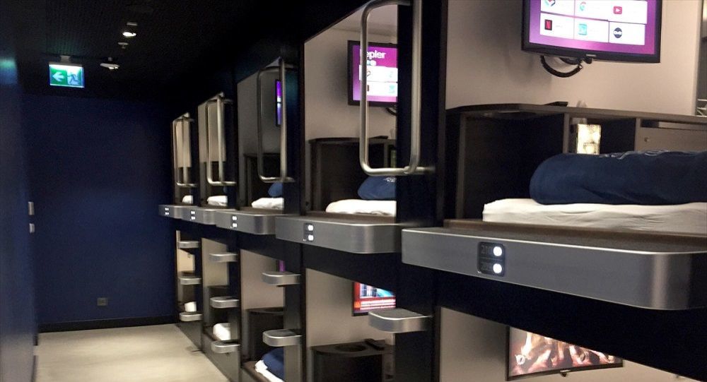 Sabiha Gökçen'de uyku kabinleri hizmete girdi: Bir saatlik ücret 7 euro