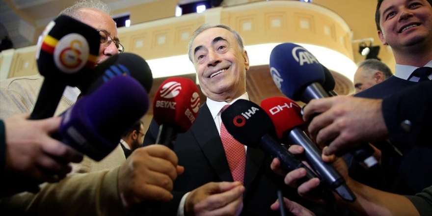 Galatasaray'da Yeni Üyeler İçin Berat Töreni Yapıldı